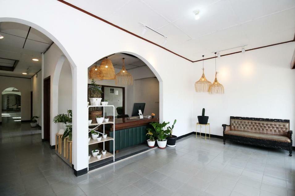 Rarem Bed&Breakfast Bandar Lampung Exterior foto