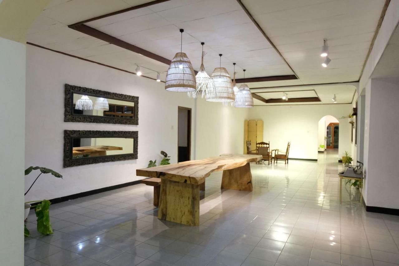 Rarem Bed&Breakfast Bandar Lampung Exterior foto